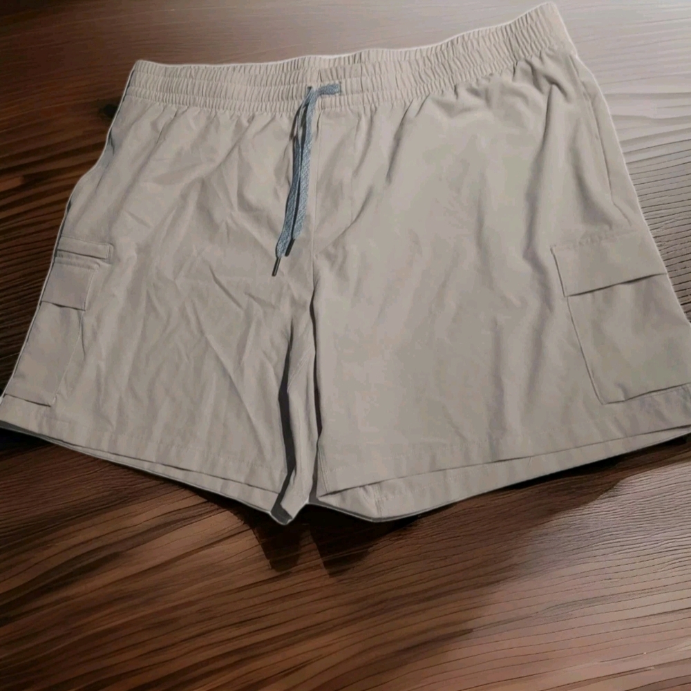 Men’s Tan Cargo Golf Shorts All In Motion Size XXL